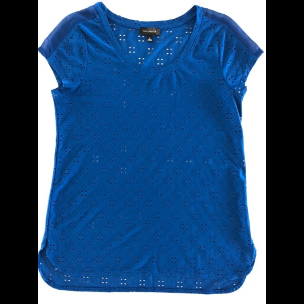 Women’s The Limited Blue Top Size Medium